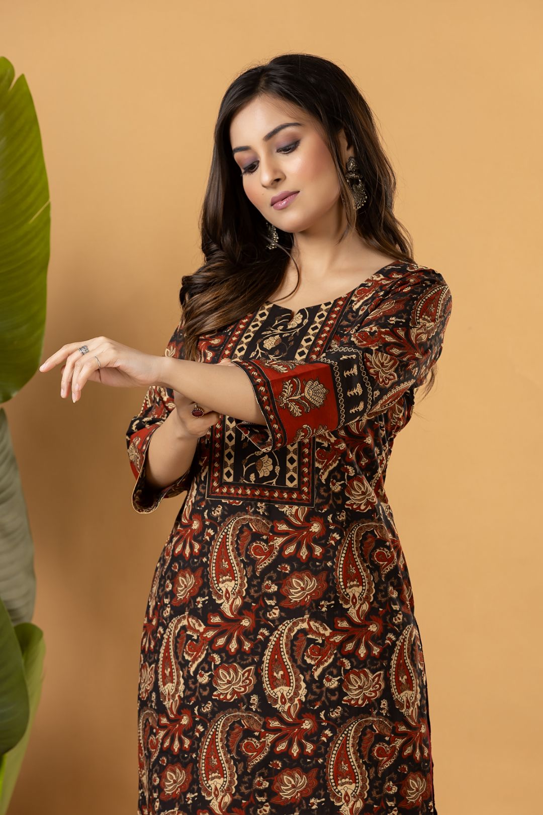 Black & Red Paisley Print Kurta
