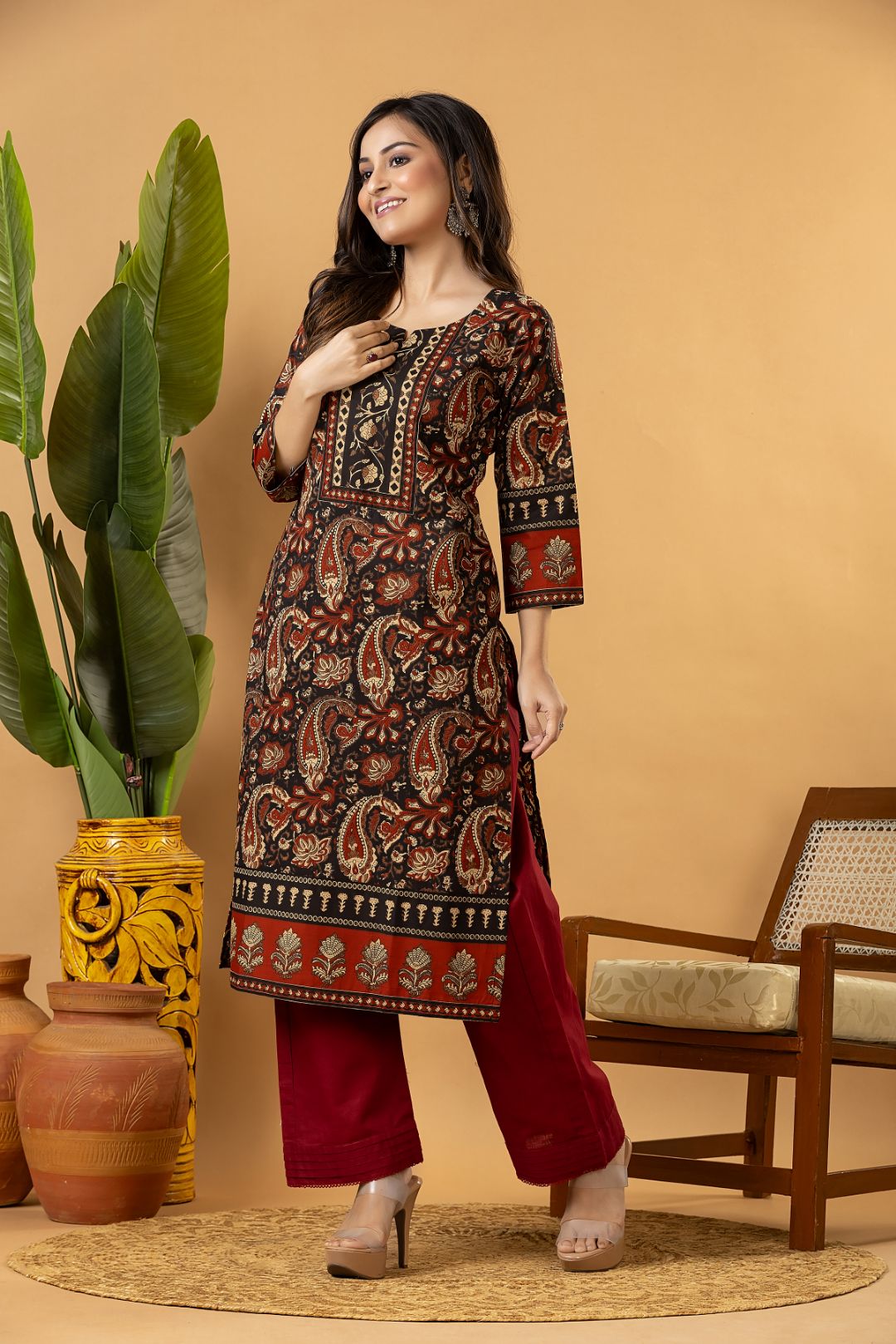 Black & Red Paisley Print Kurta