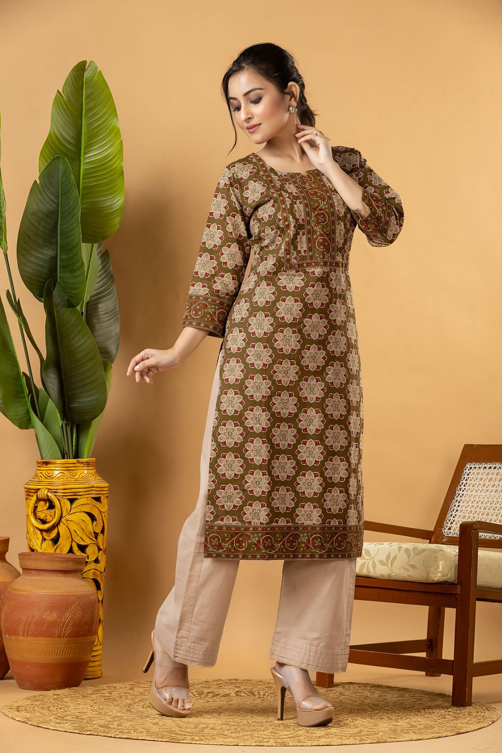 Olive Green & Beige Geometric Print Kurta