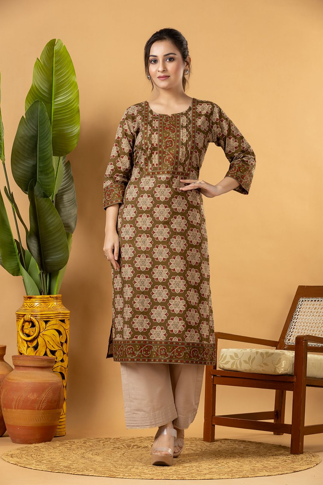 Olive Green & Beige Geometric Print Kurta