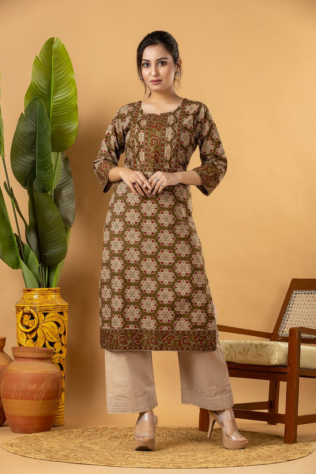 Olive Green & Beige Geometric Print Kurta
