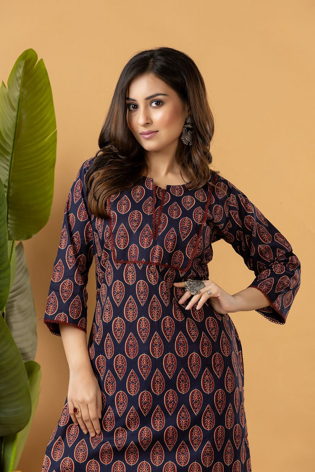 Navy Blue Leaf Print Kurta