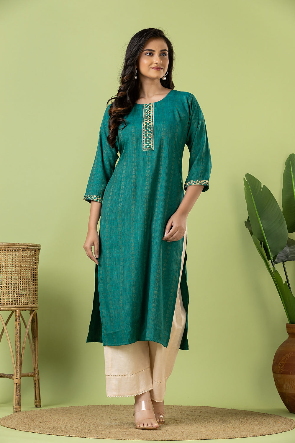 Green Embroidered Self-Design Rayon Kurta