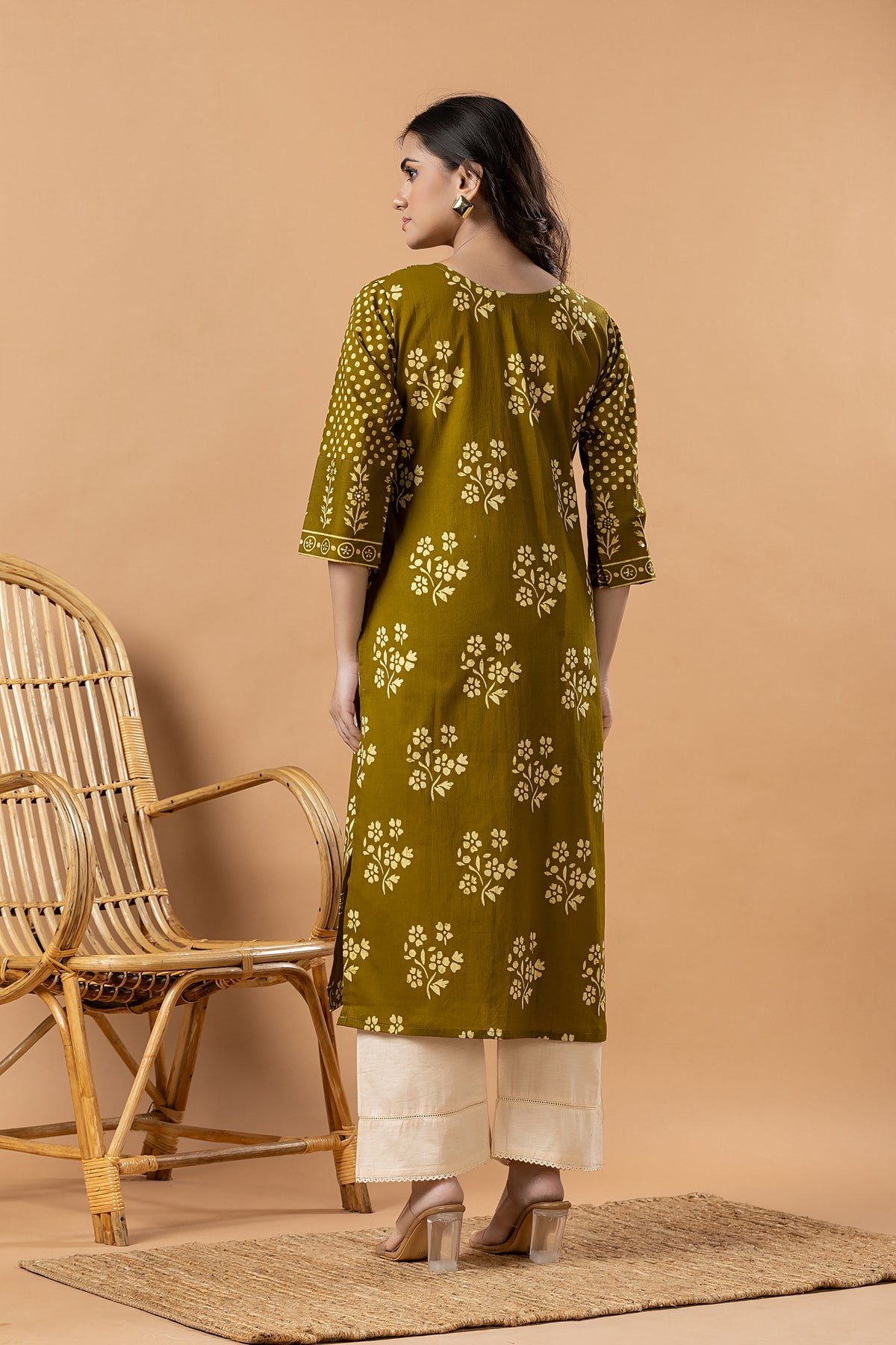 Mehendi Green Floral Print Hand Embroidered Kurta