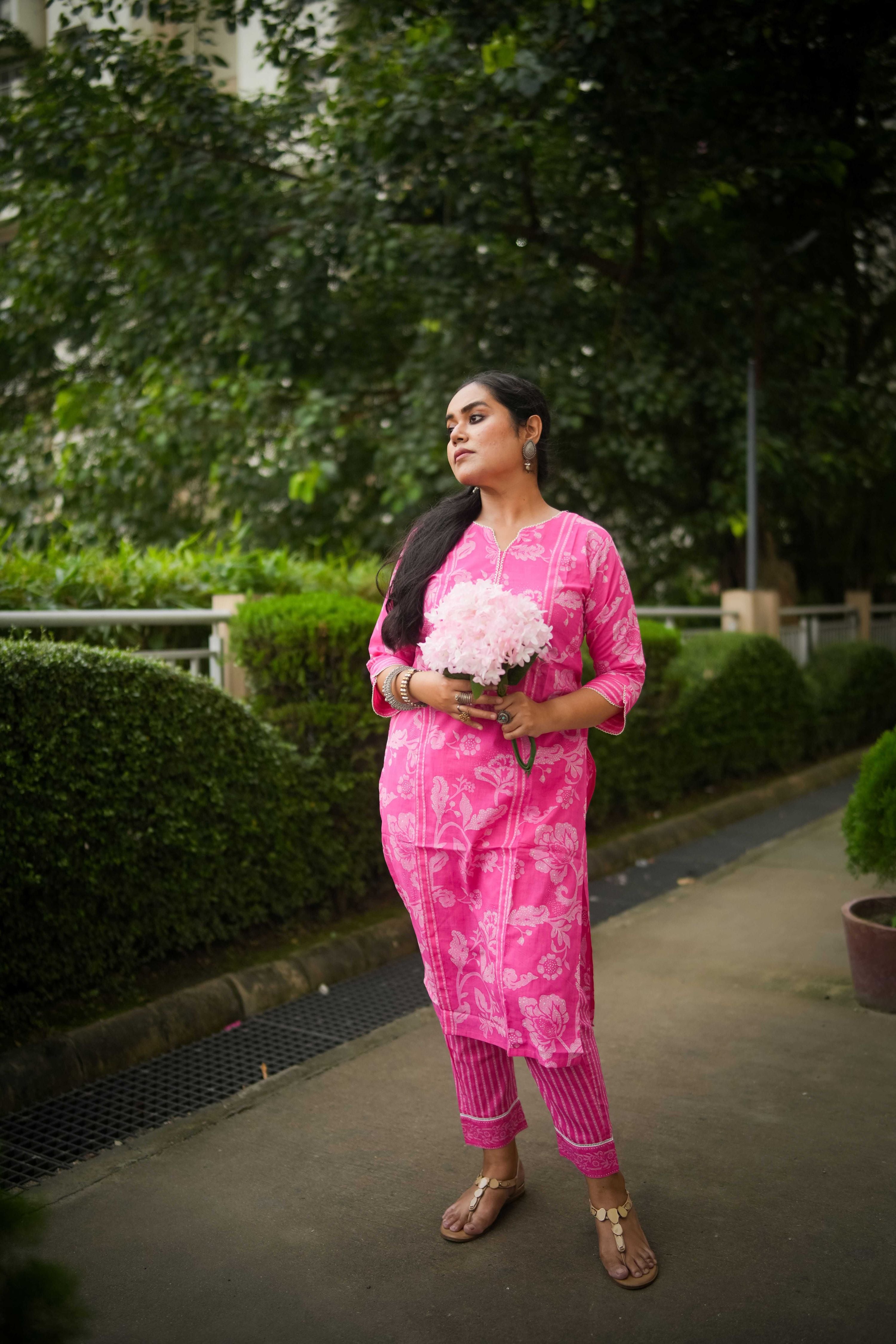 Pink Floral Print Kurta With Pant