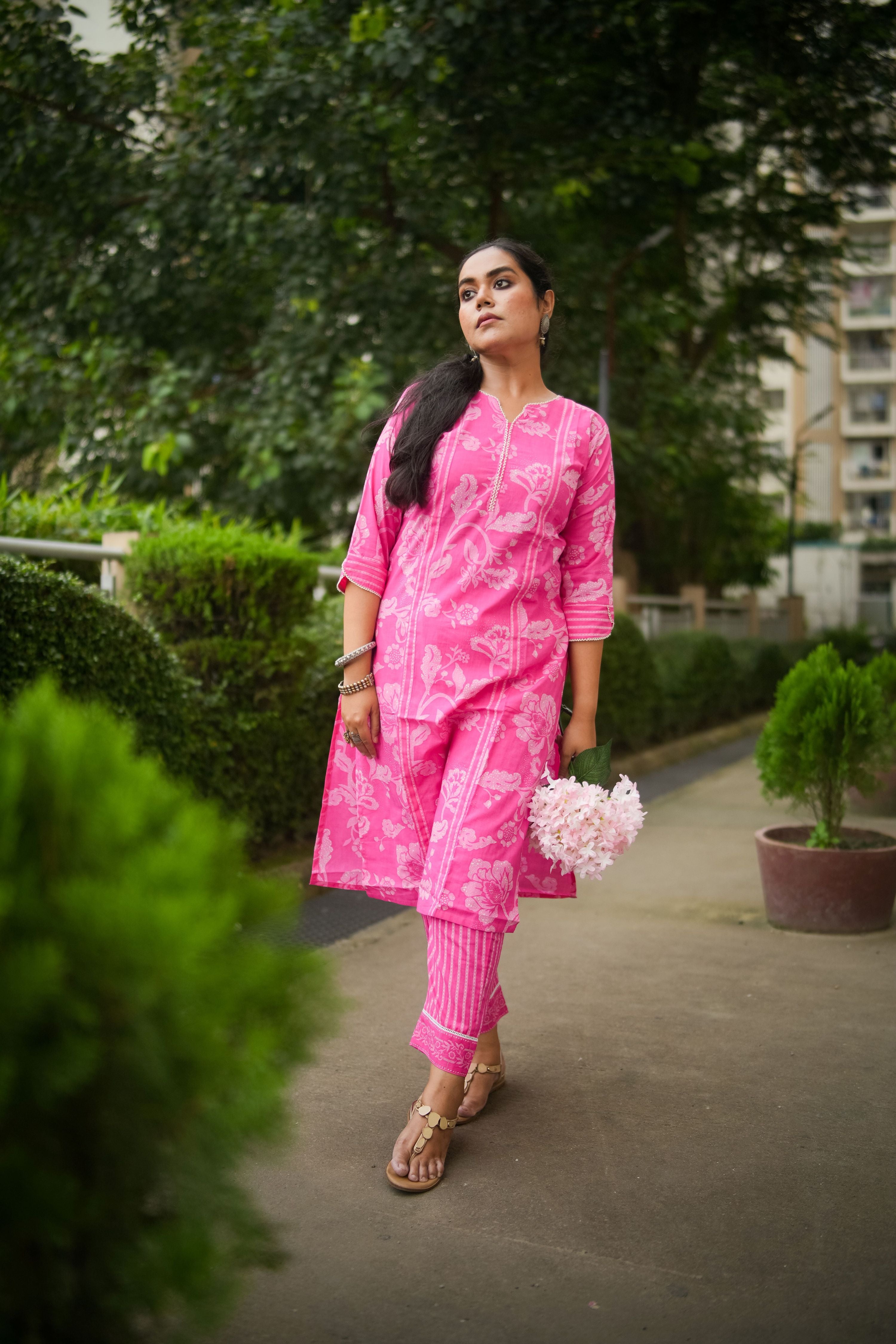 Pink Floral Print Kurta With Pant