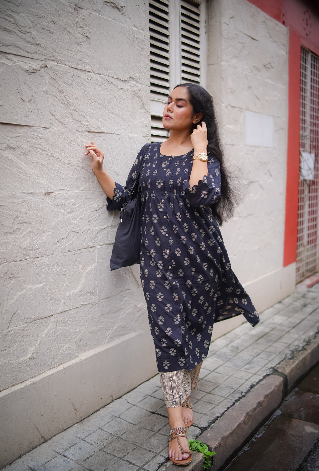 Black Floral Print Pleated Kurta With Pant