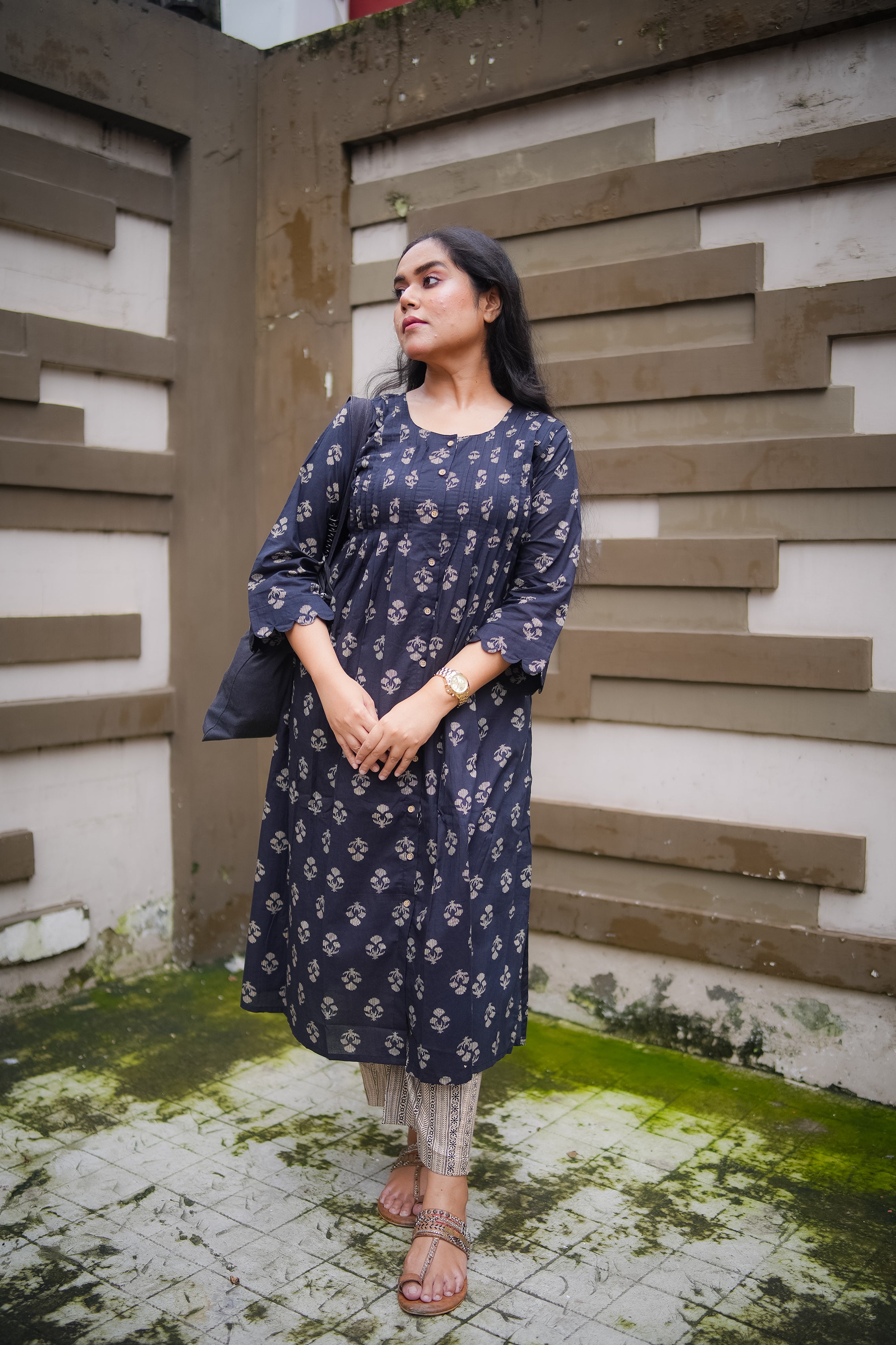 Black Floral Print Pleated Kurta With Pant
