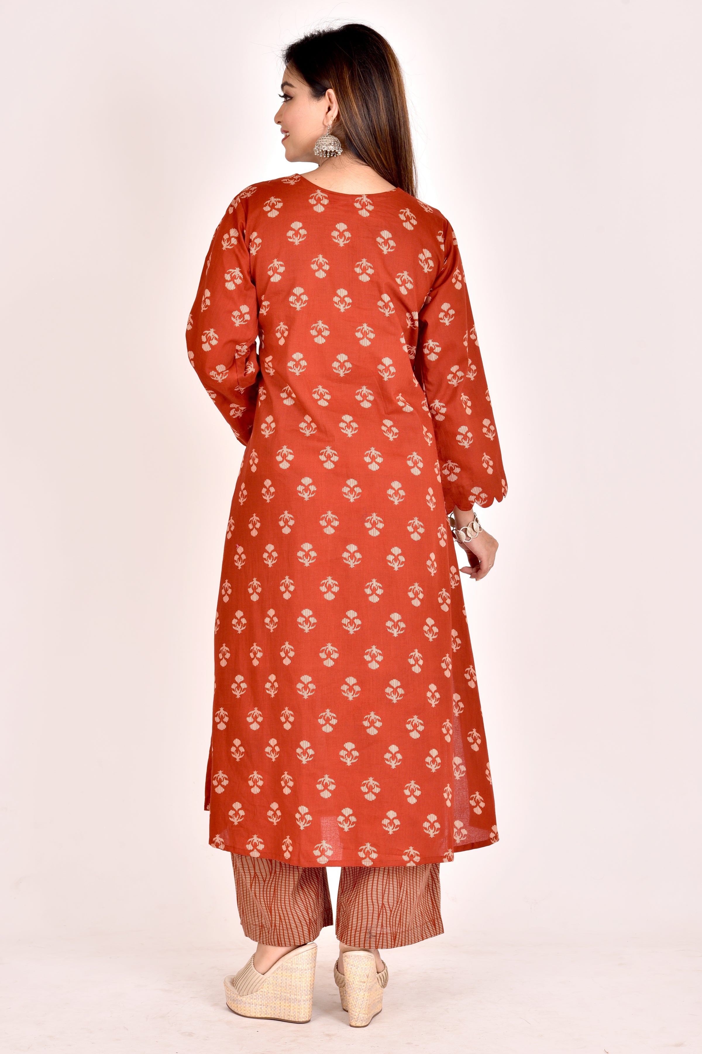Brick Red Floral Print Pleated Kurta With Pant