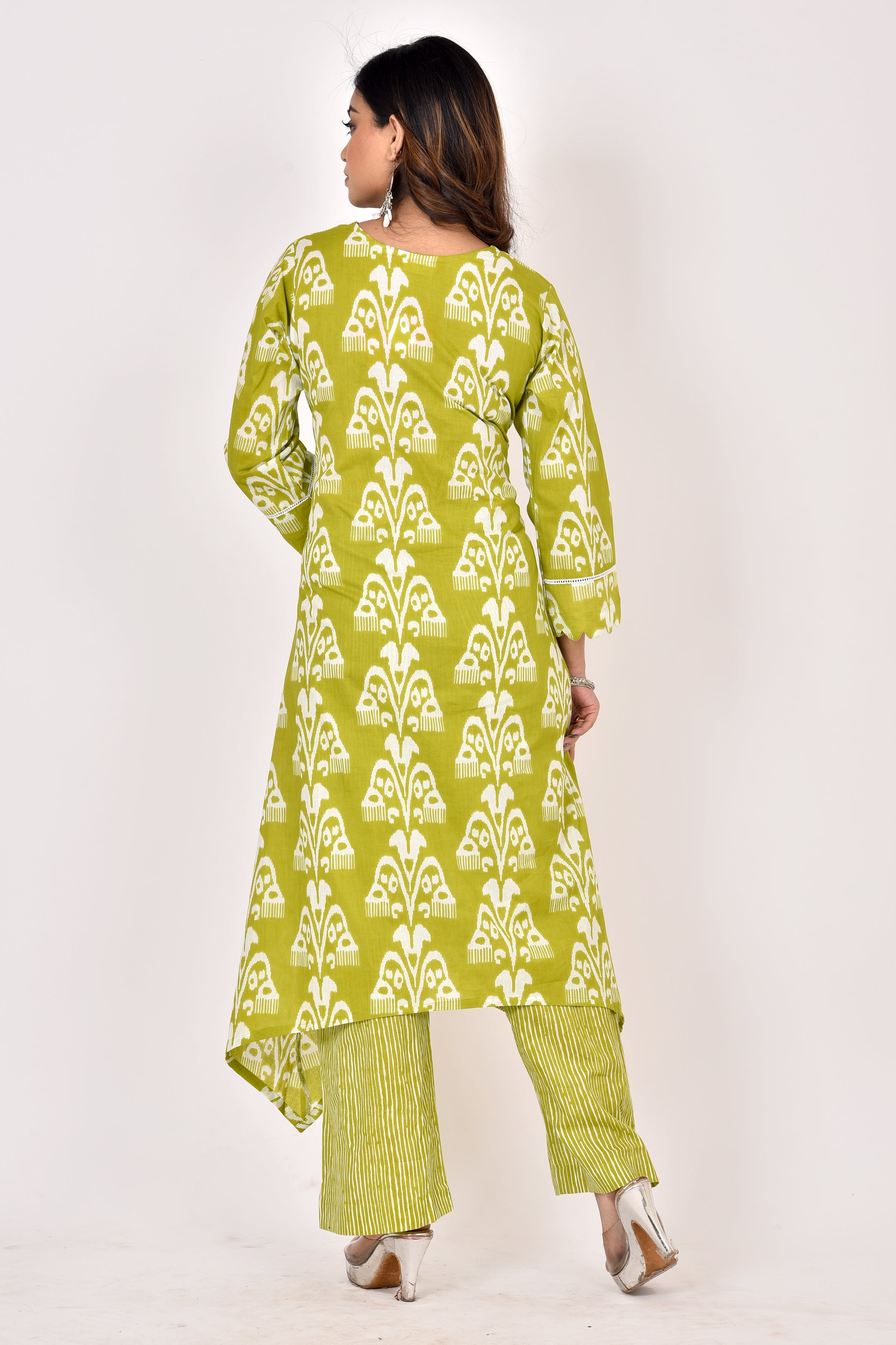 Lime green Floral Print A-Line Kurta With Pant