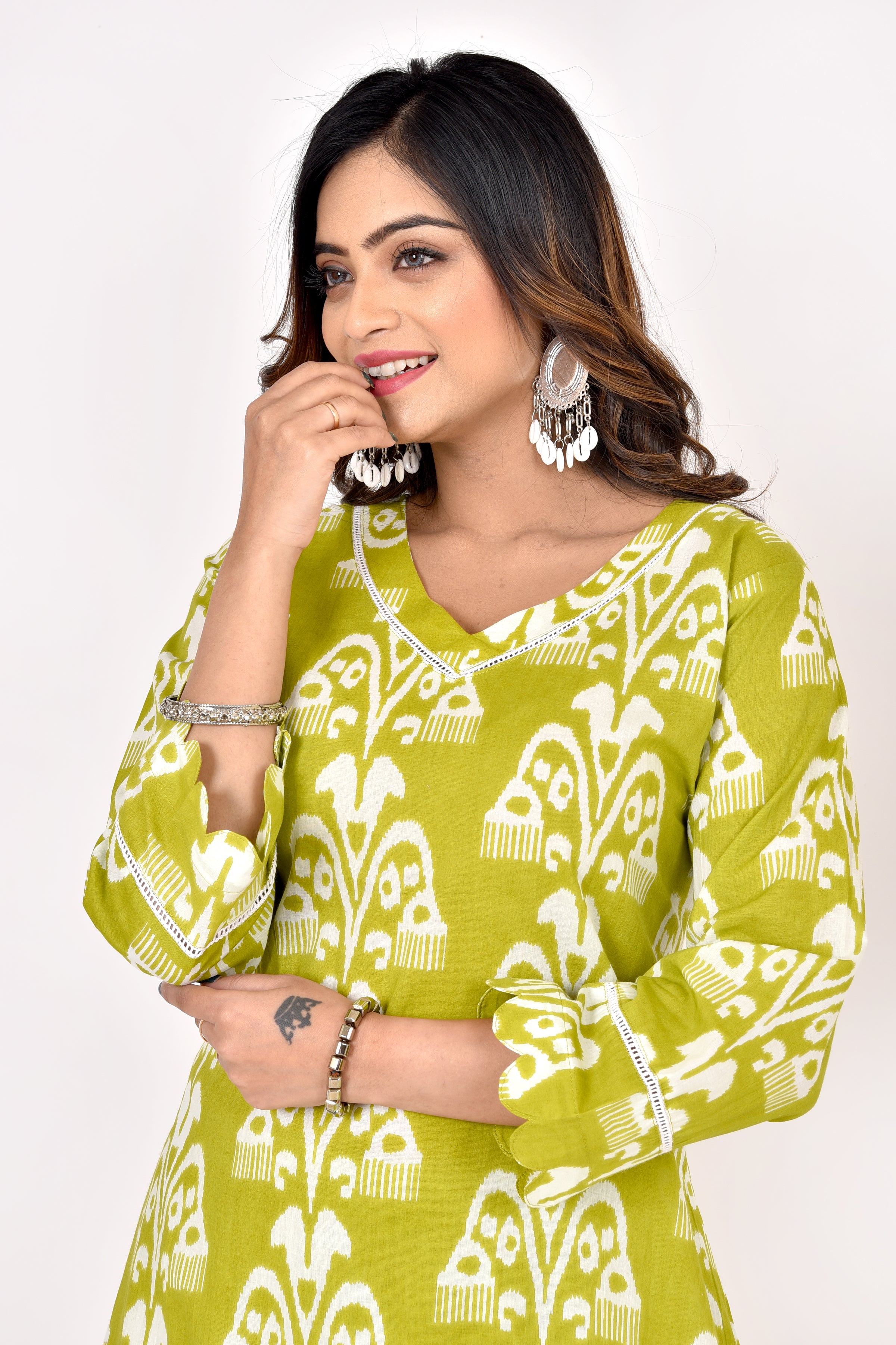 Lime green Floral Print A-Line Kurta With Pant
