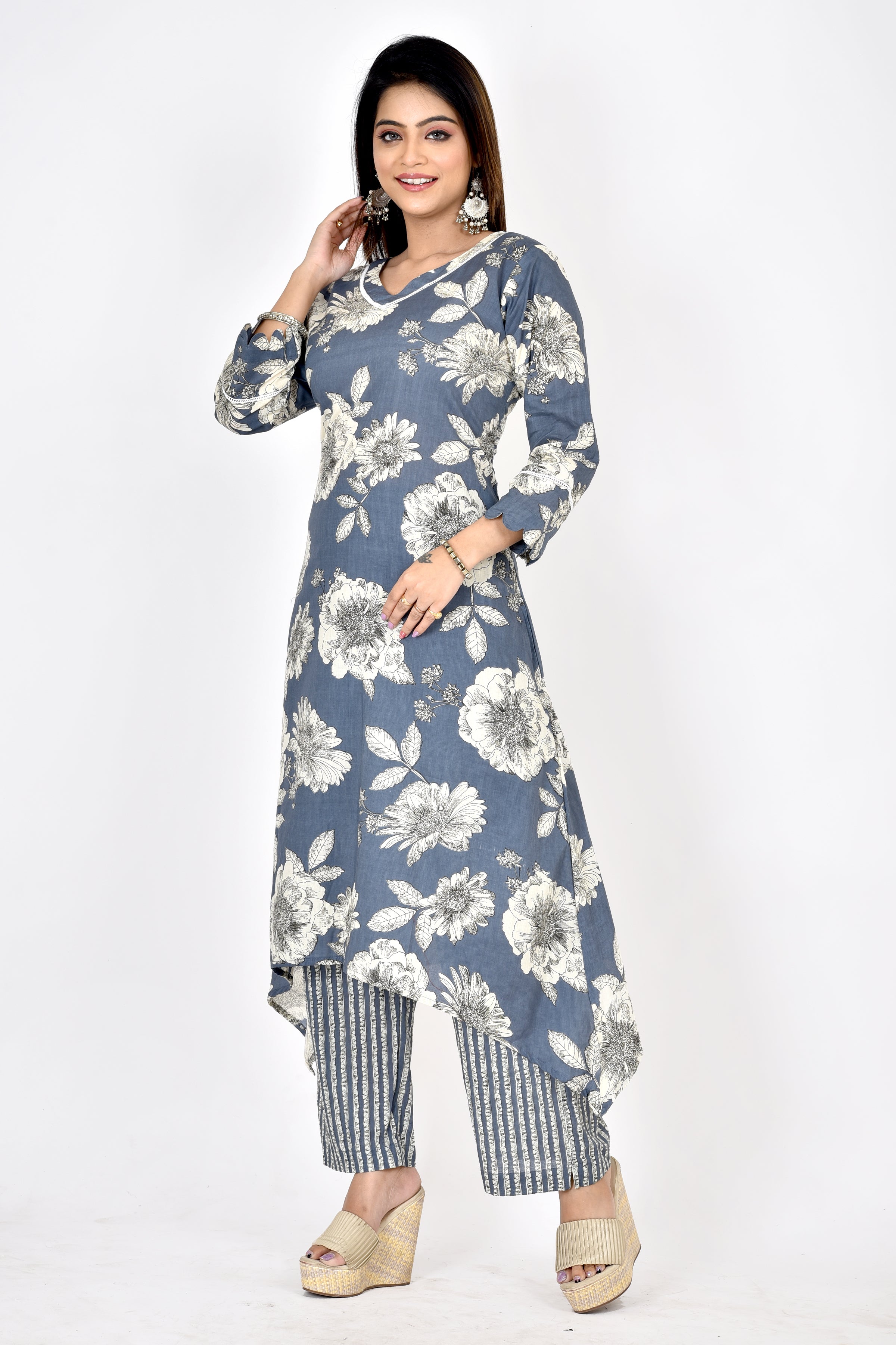Slate Grey Floral Print A-Line Kurta With Pant