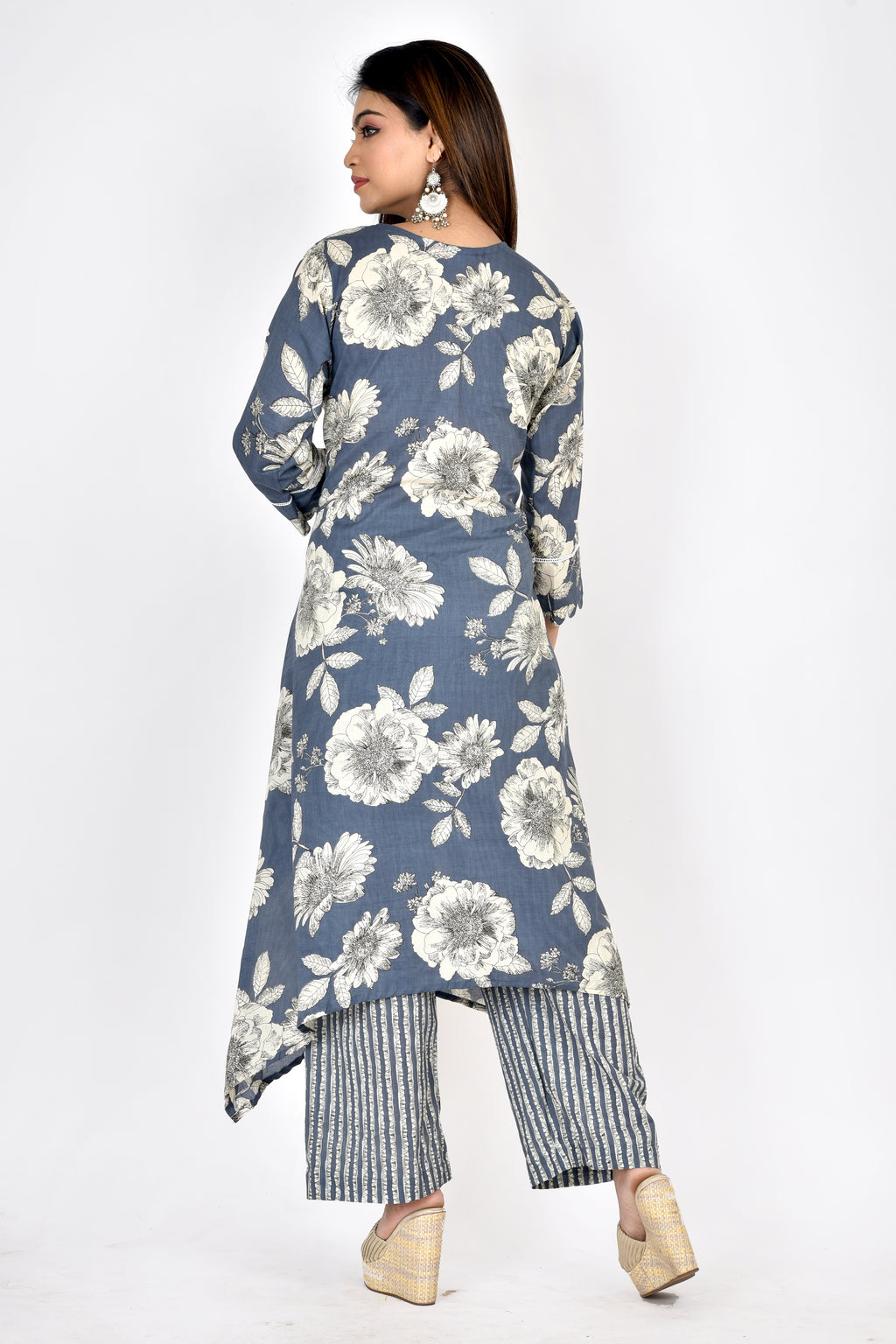 Slate Grey Floral Print A-Line Kurta With Pant