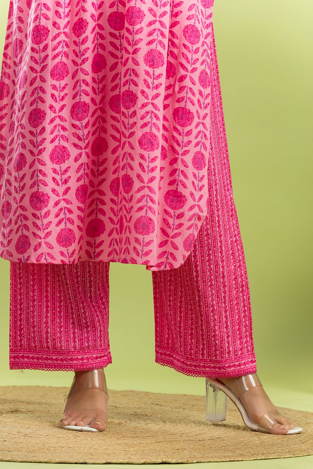 Pink Floral Print Kurta With Pant