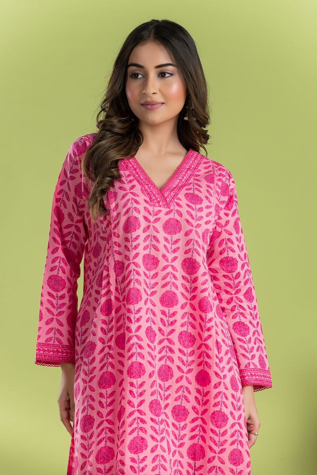 Pink Floral Print Kurta With Pant