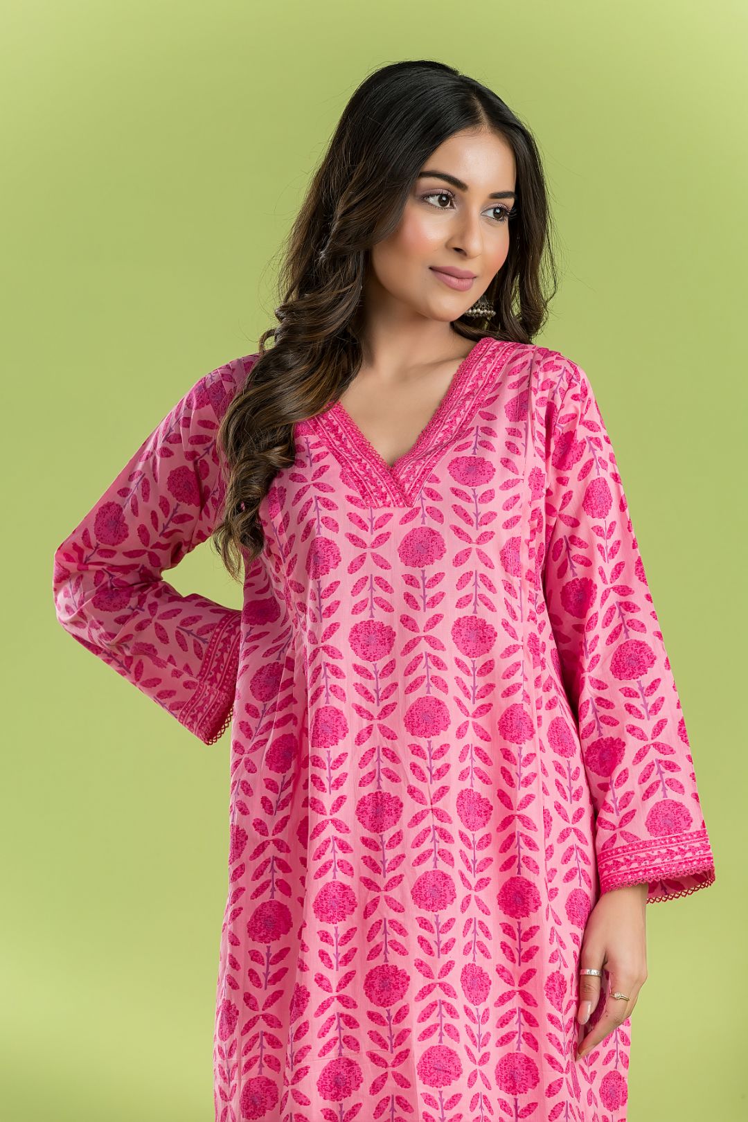 Pink Floral Print Kurta With Pant