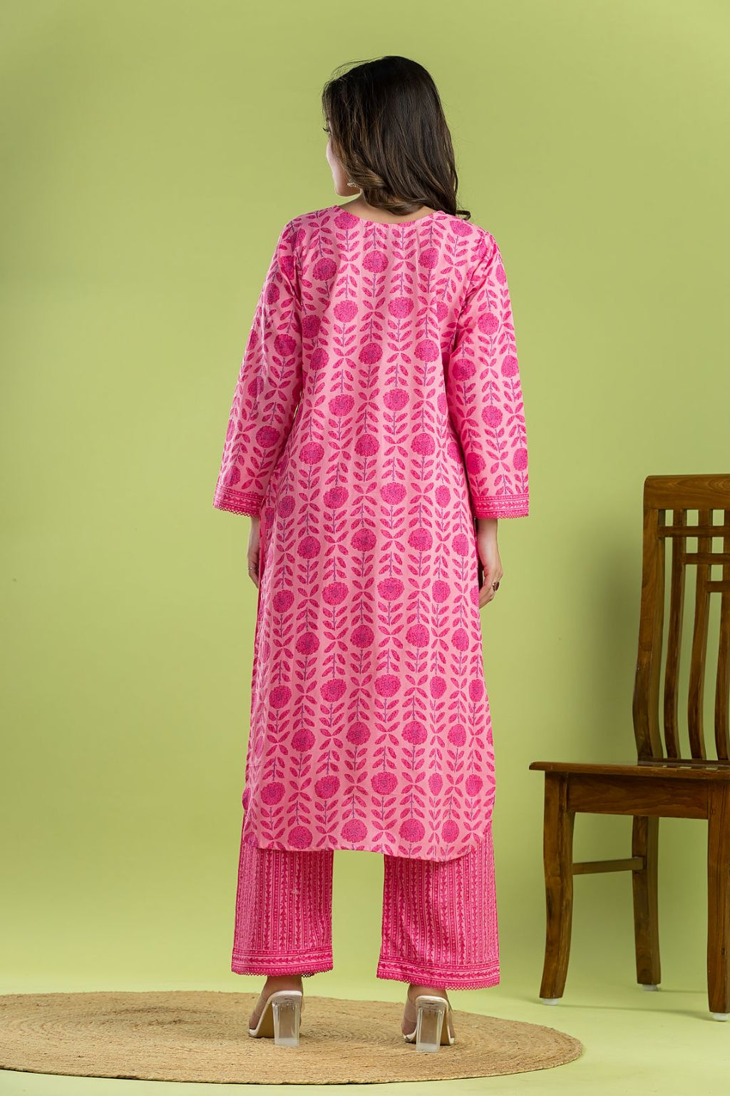 Pink Floral Print Kurta With Pant