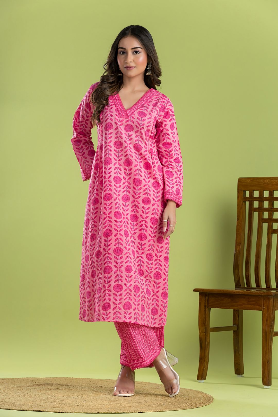 Pink Floral Print Kurta With Pant