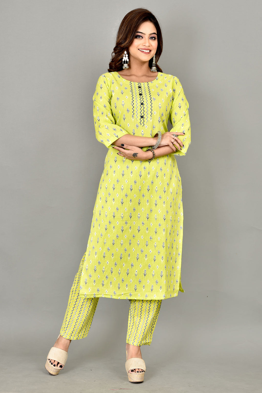 Lime Green Leaf Print Threadwork Kurta With Pant