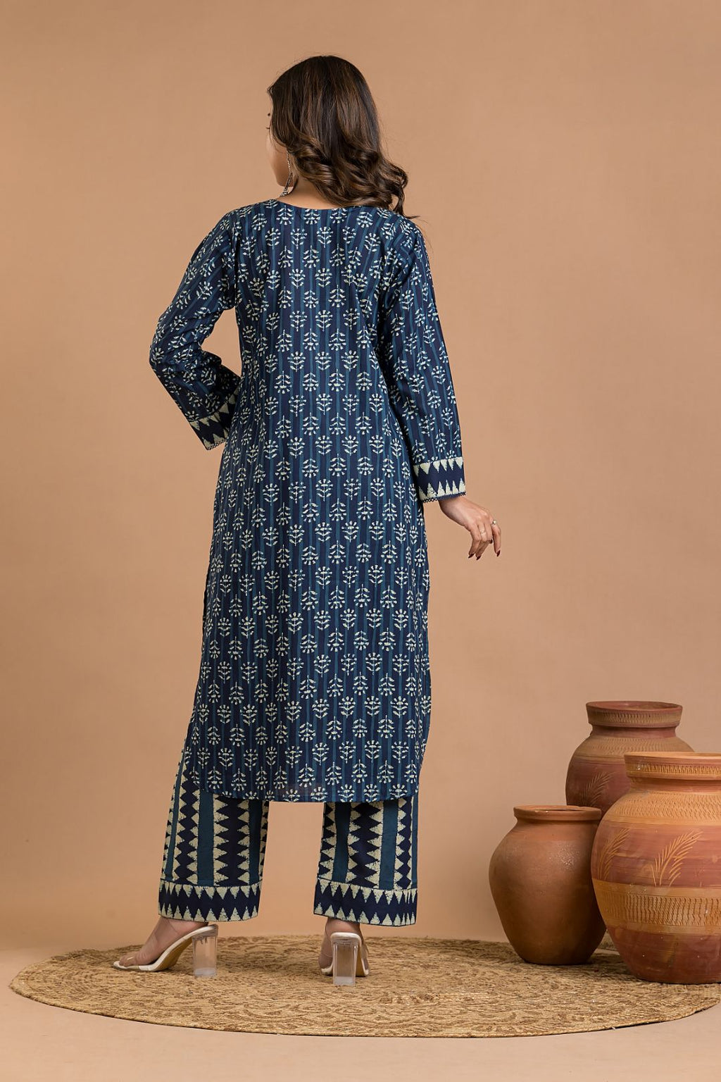 Navy Blue Floral Print Kurta With Pant
