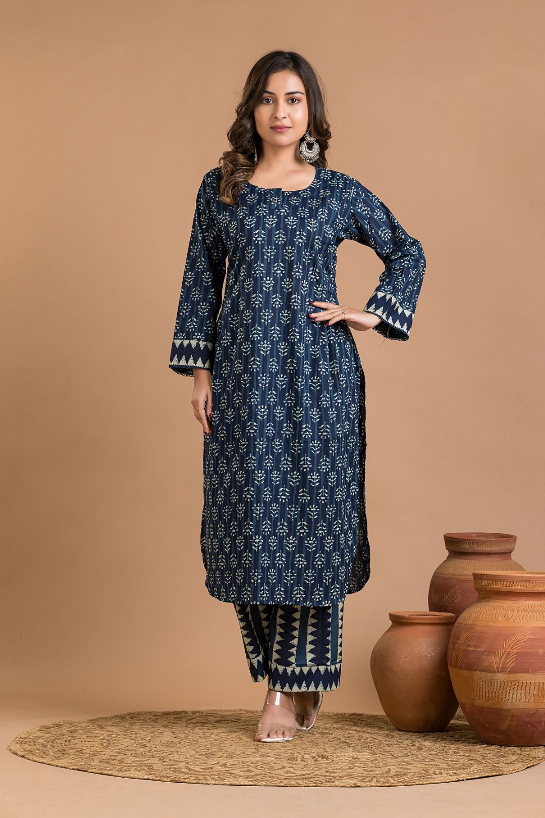 Navy Blue Floral Print Kurta With Pant