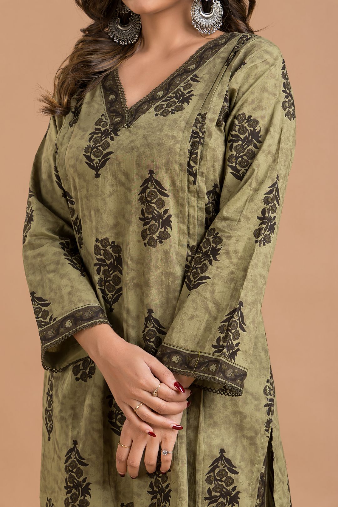 Olive Green Floral Print Kurta With Pant