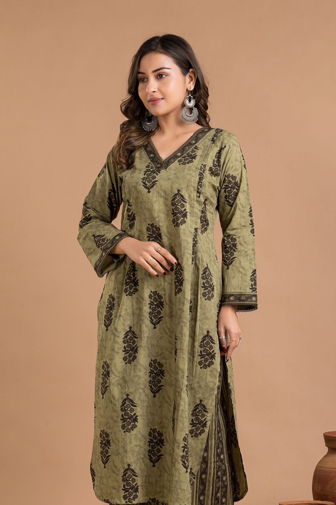 Olive Green Floral Print Kurta With Pant