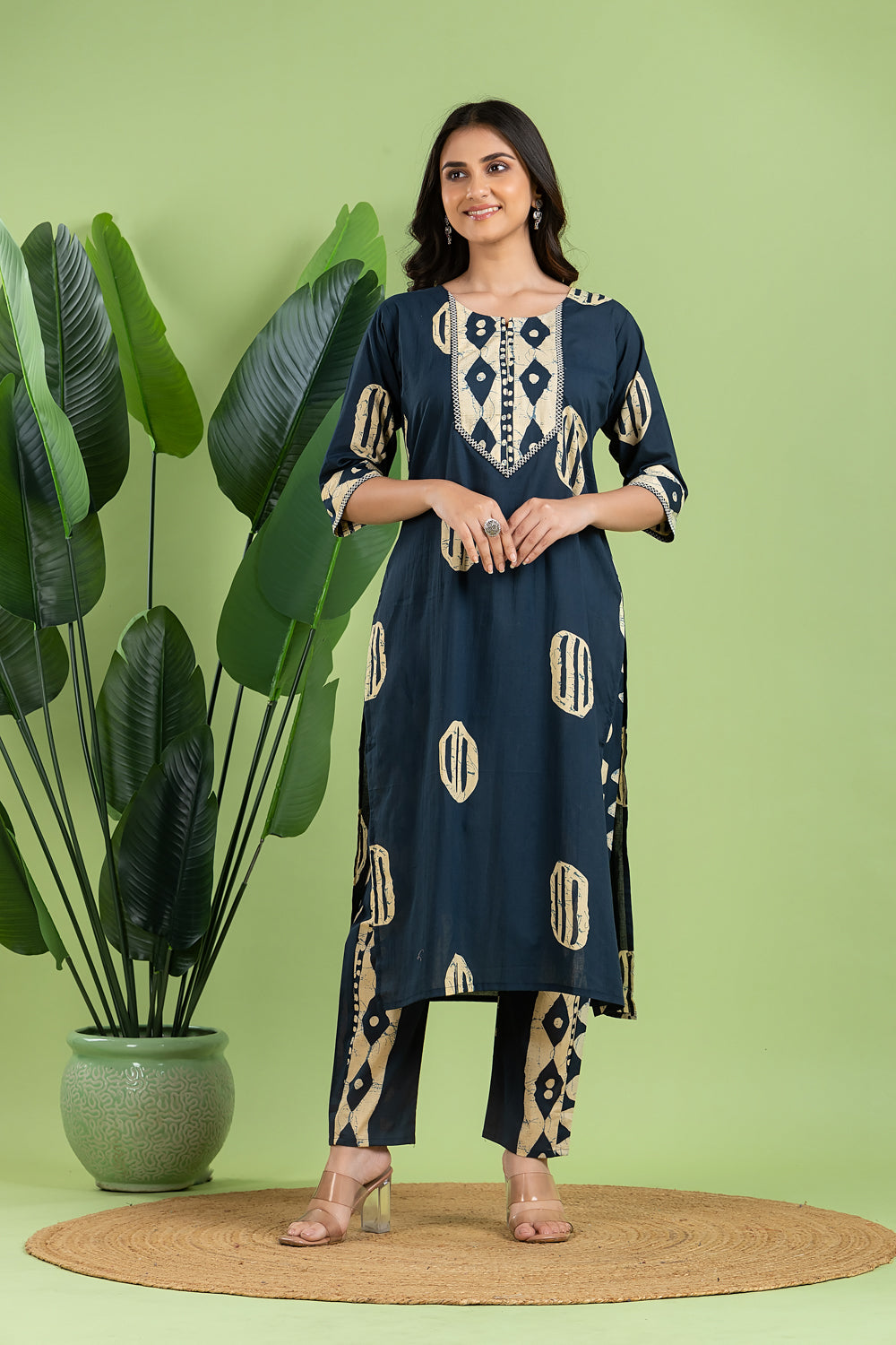 Teal Blue Geometric Print Kurta With Pant