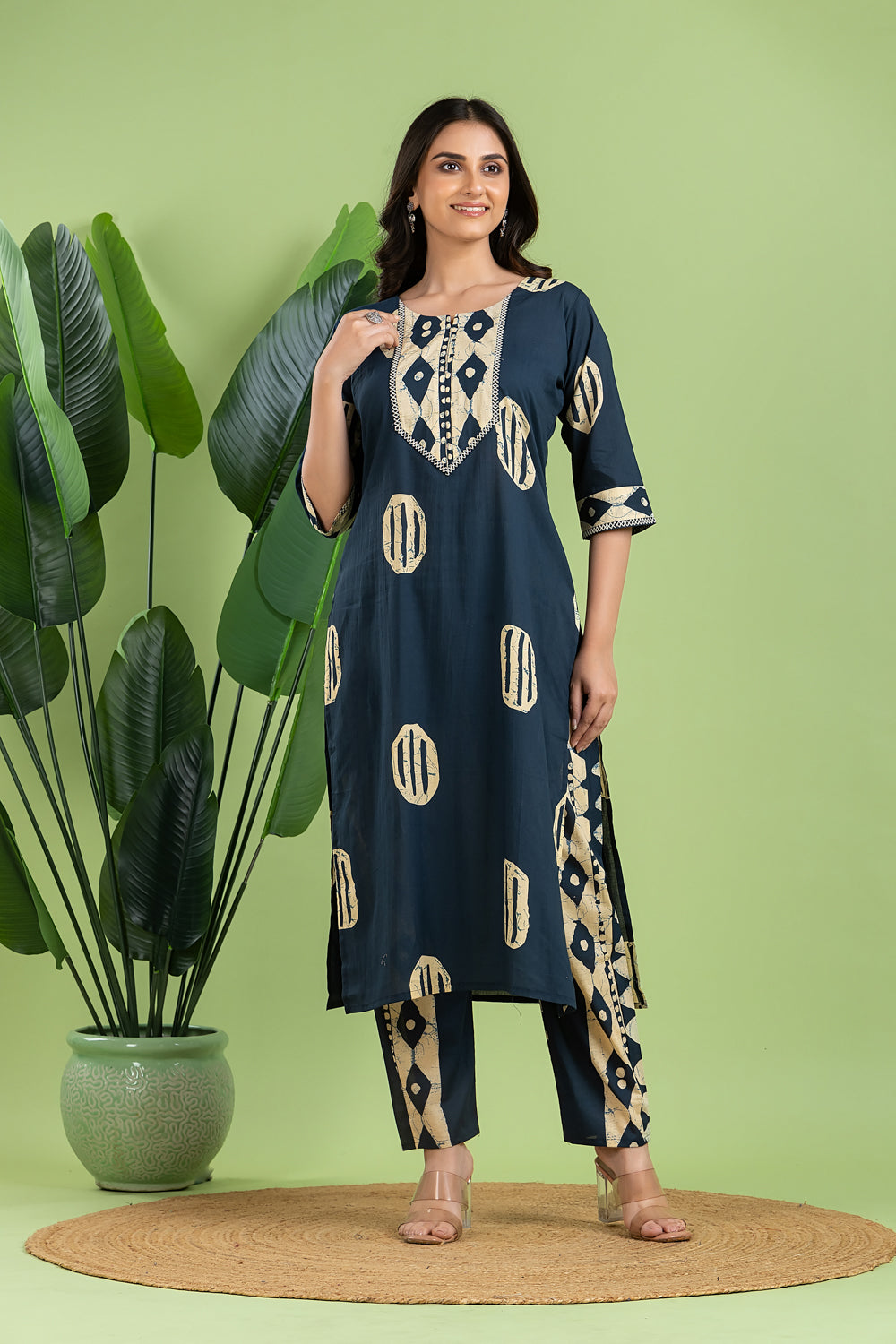 Teal Blue Geometric Print Kurta With Pant