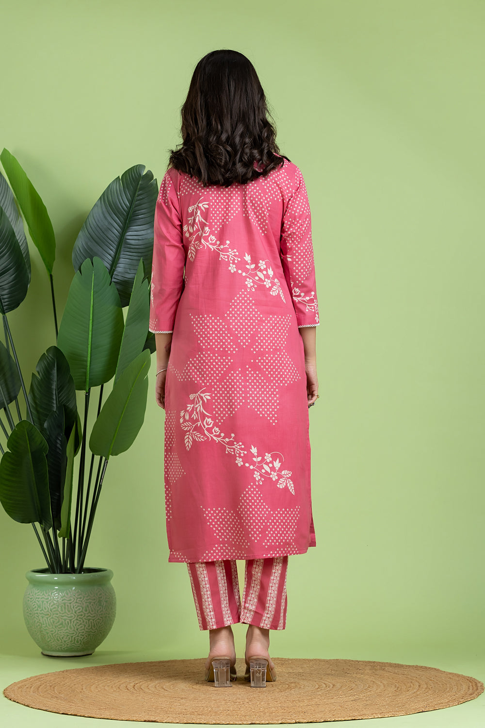 Pink Floral Print Kurta With Pant