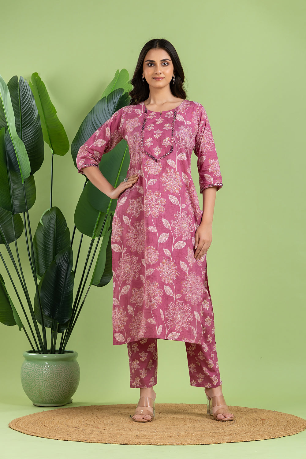 Dusty Pink Embroidered Kurta With Pant