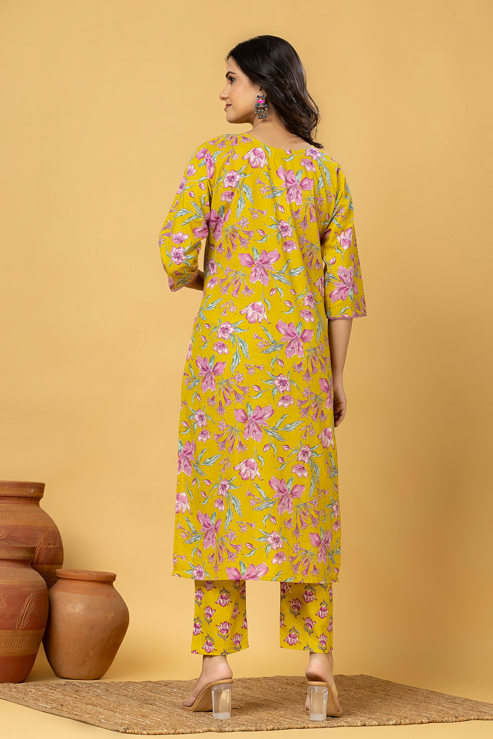 Yellow & purple Floral Print Kurta With Pant