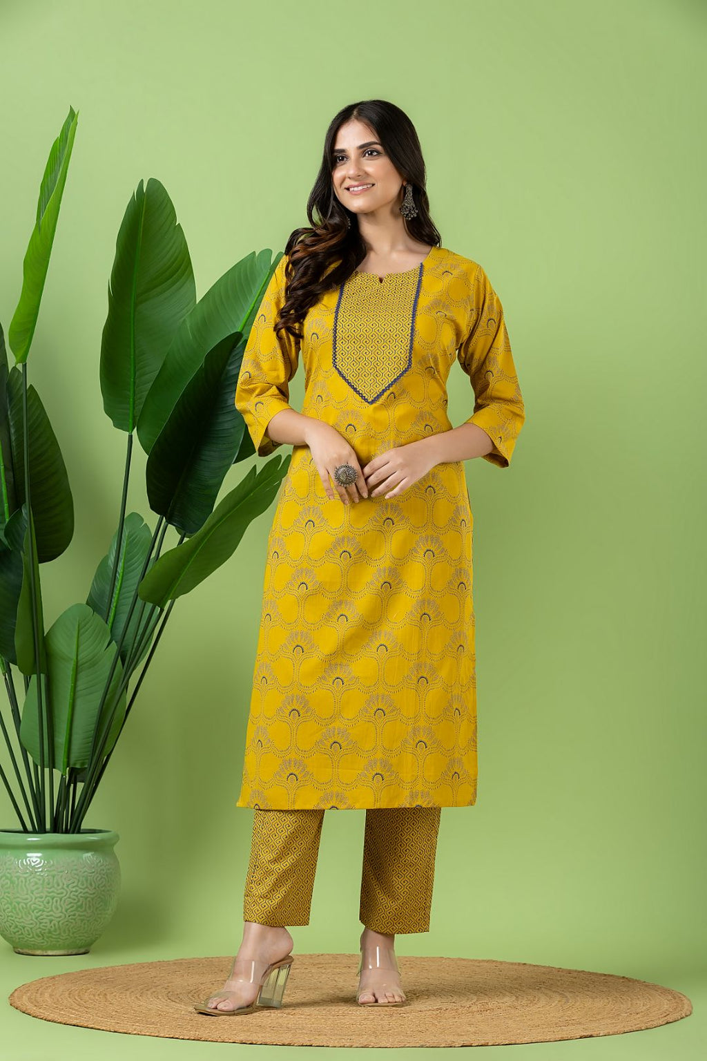 Yellow Geometric Print Kurta With Pant