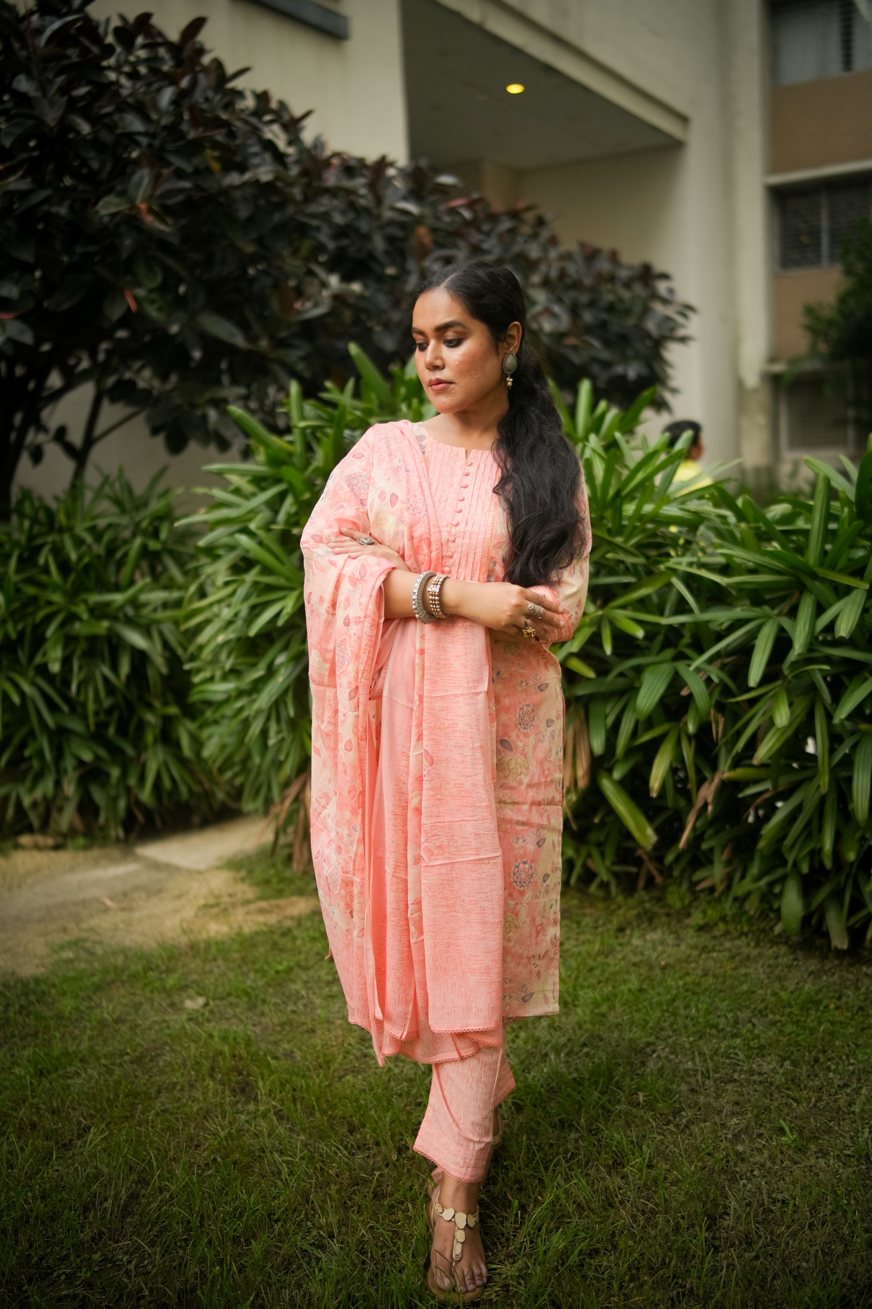 Peach Abstract Print Kurta With Pant & Dupatta