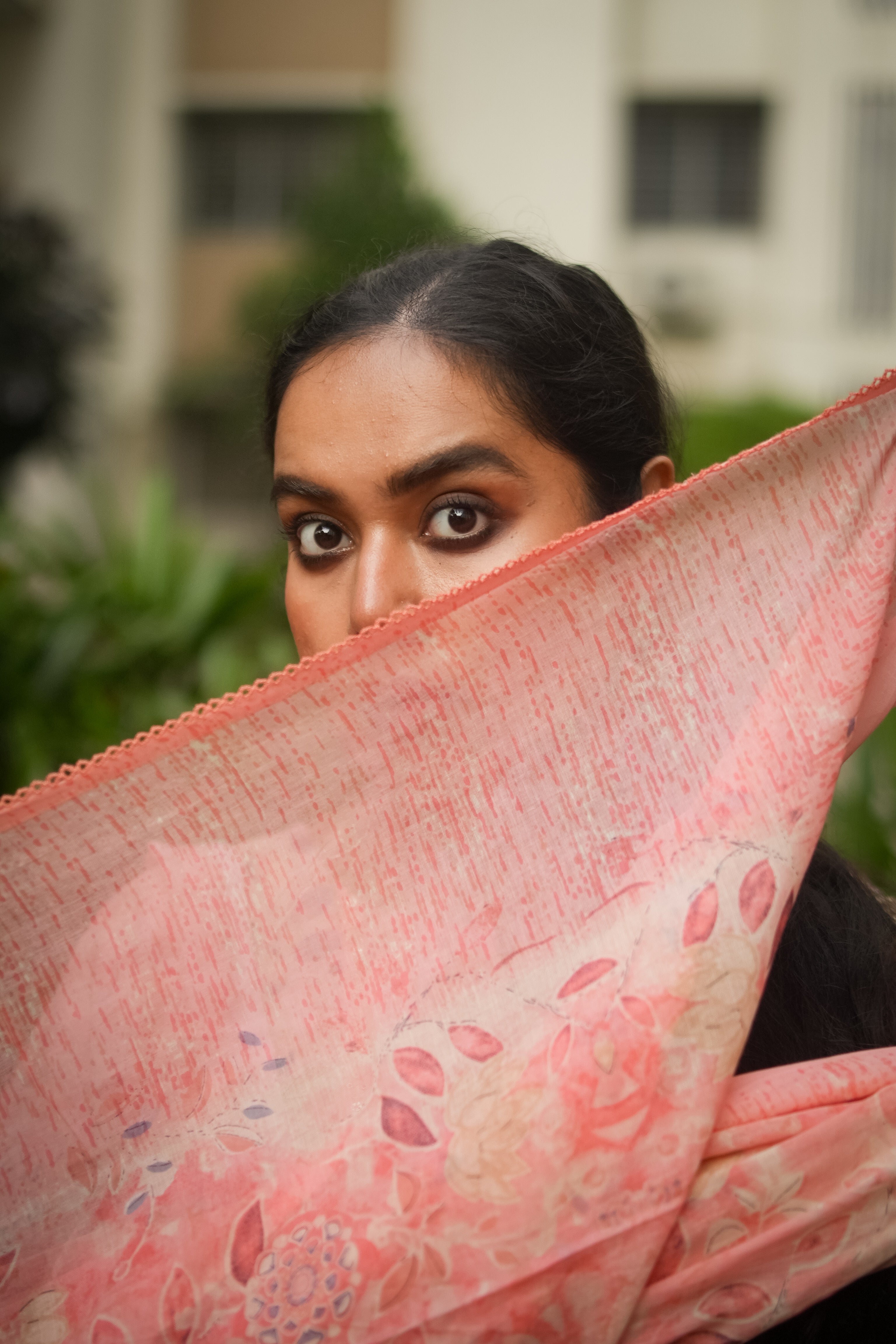 Peach Abstract Print Kurta With Pant & Dupatta