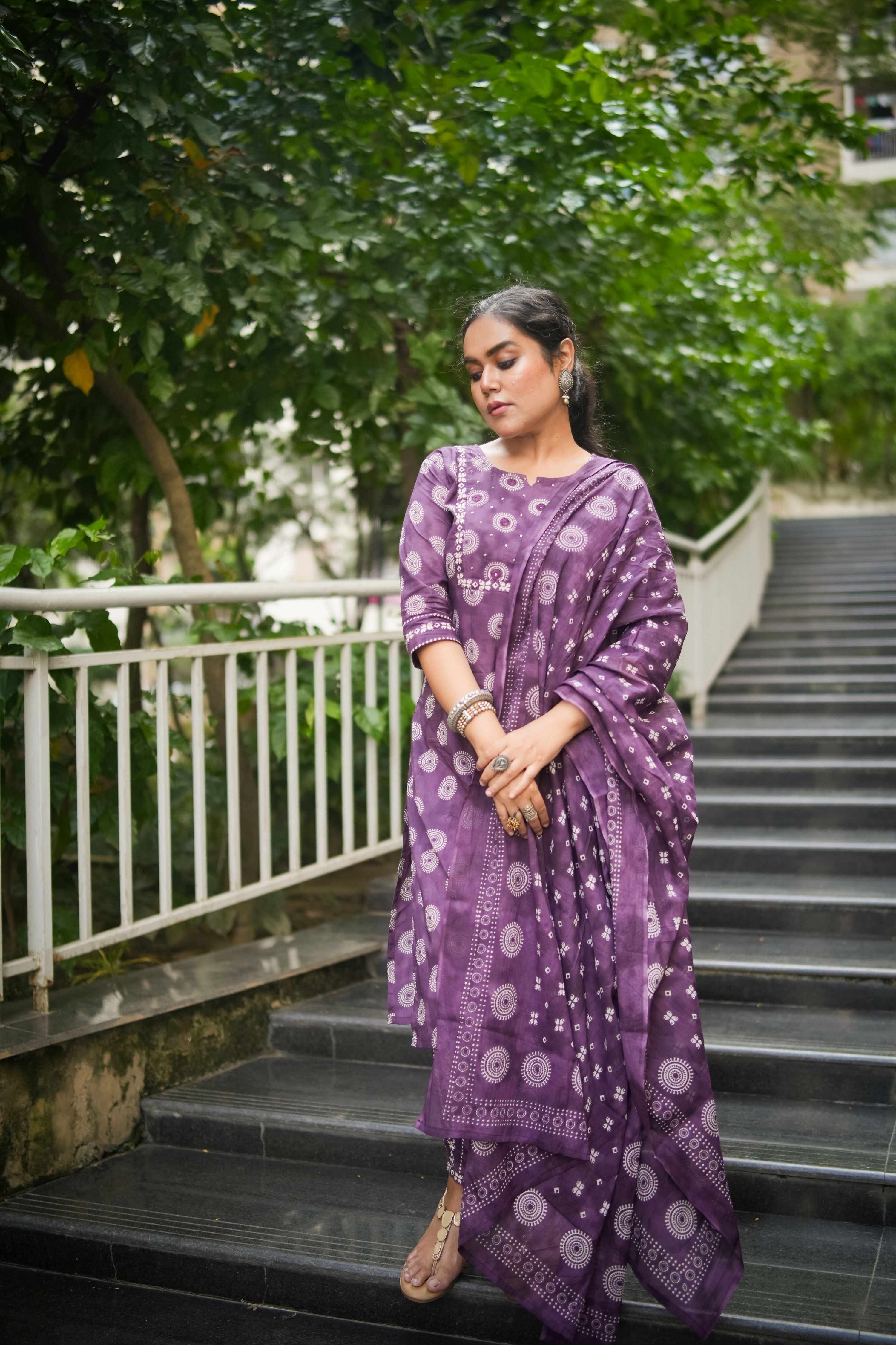 Purple Geometric Embroidered Kurta With Pant & Dupatta