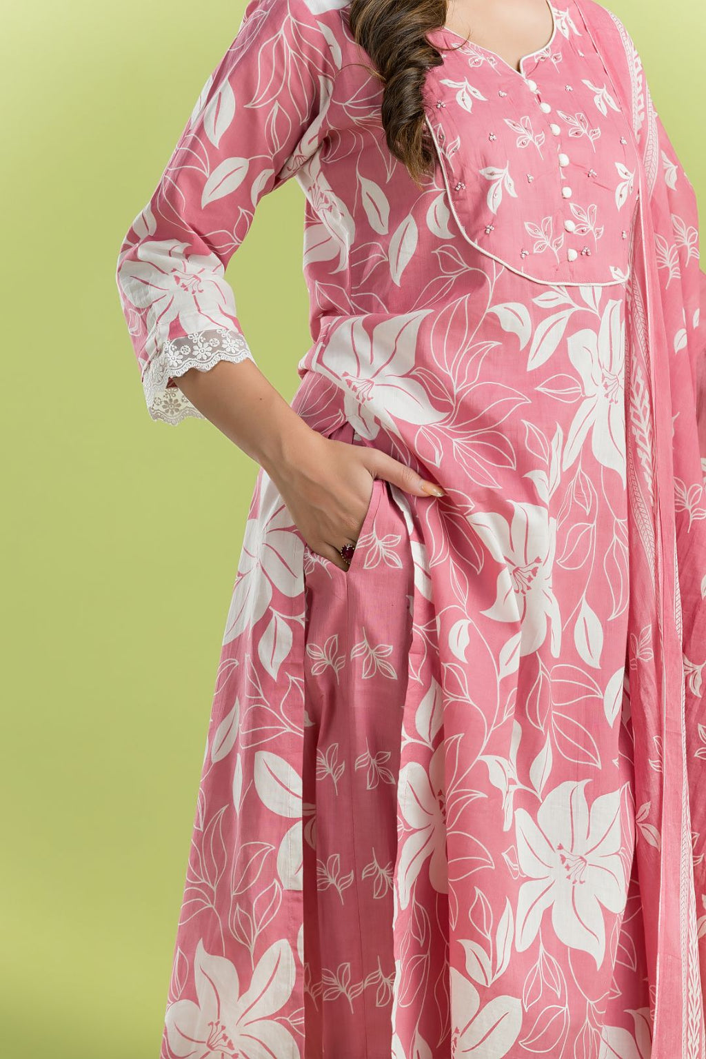 Pink Floral Embroidered Kurta With Pant With Dupatta