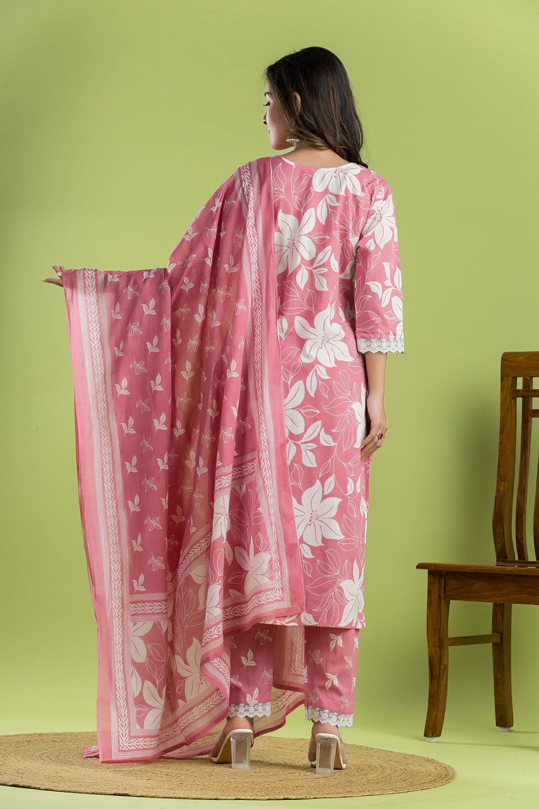 Pink Floral Embroidered Kurta With Pant With Dupatta