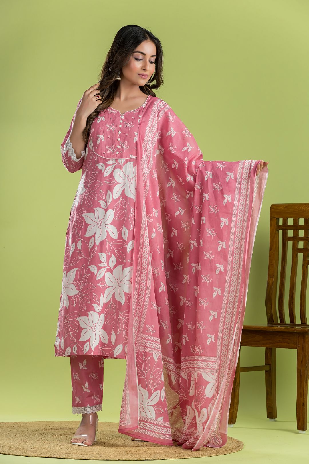 Pink Floral Embroidered Kurta With Pant With Dupatta