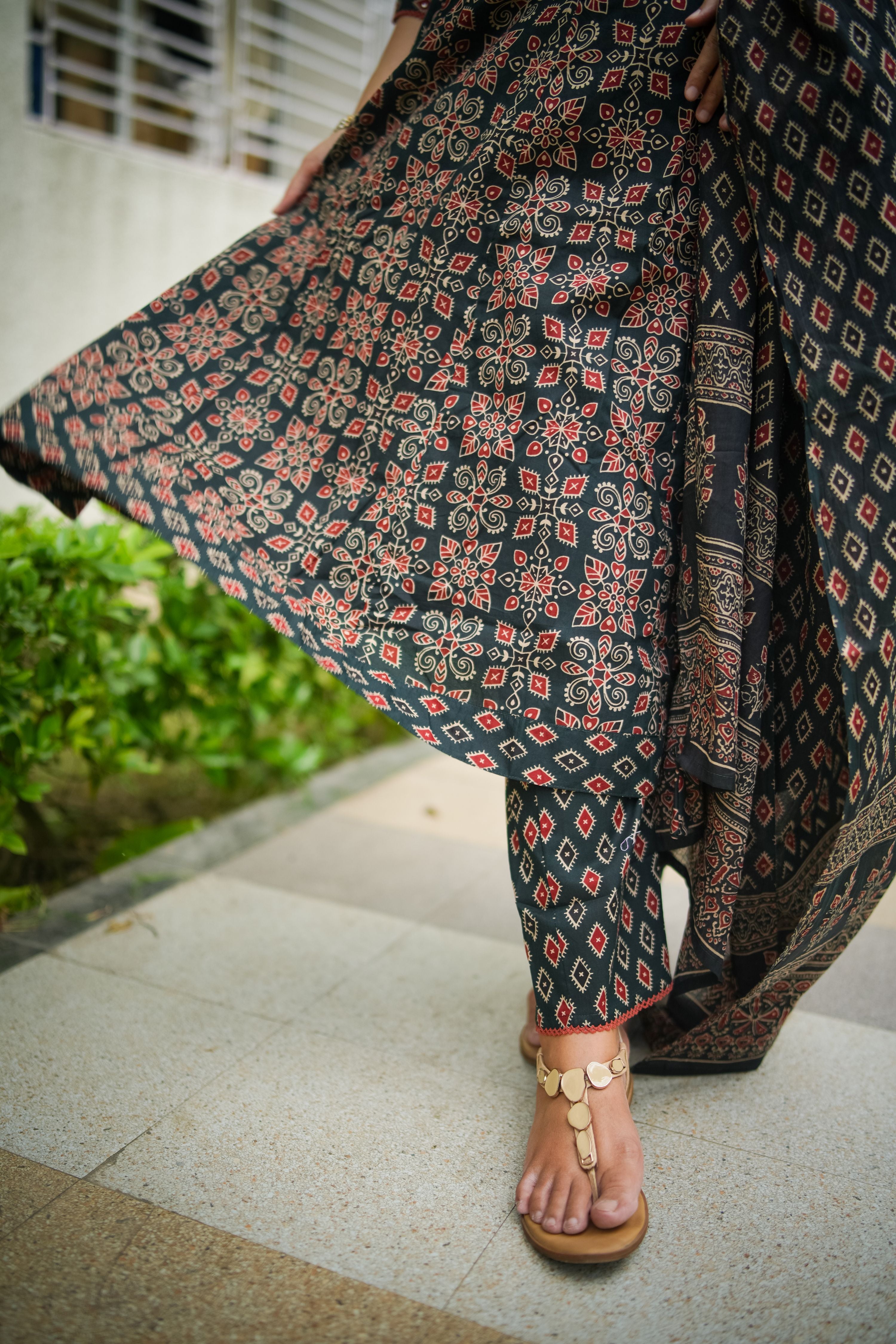 Black & Red Floral Embroidered Anarkali Kurta With Pant & Dupatta
