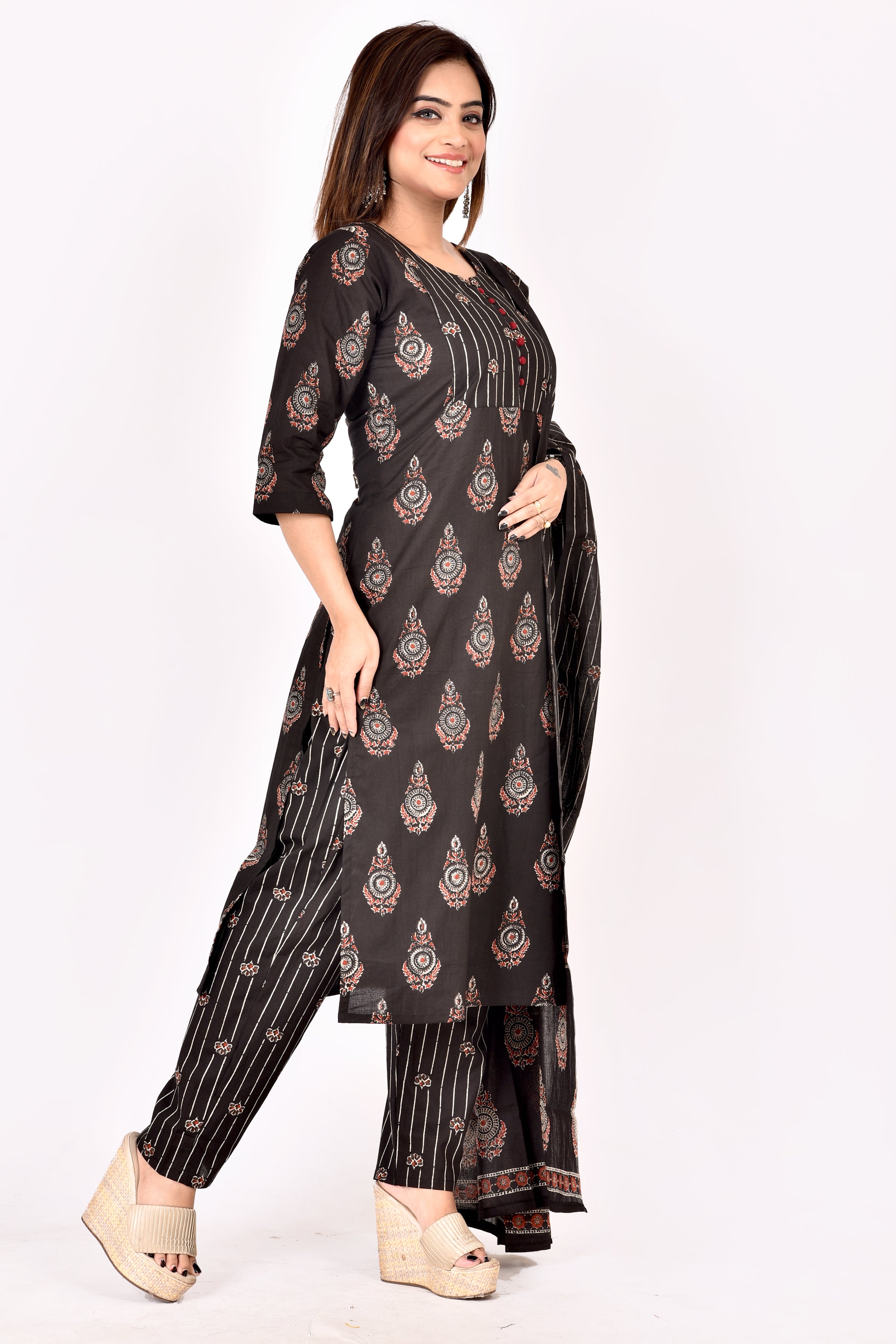 Black & Red Floral Print Kurta With Pant & Dupatta