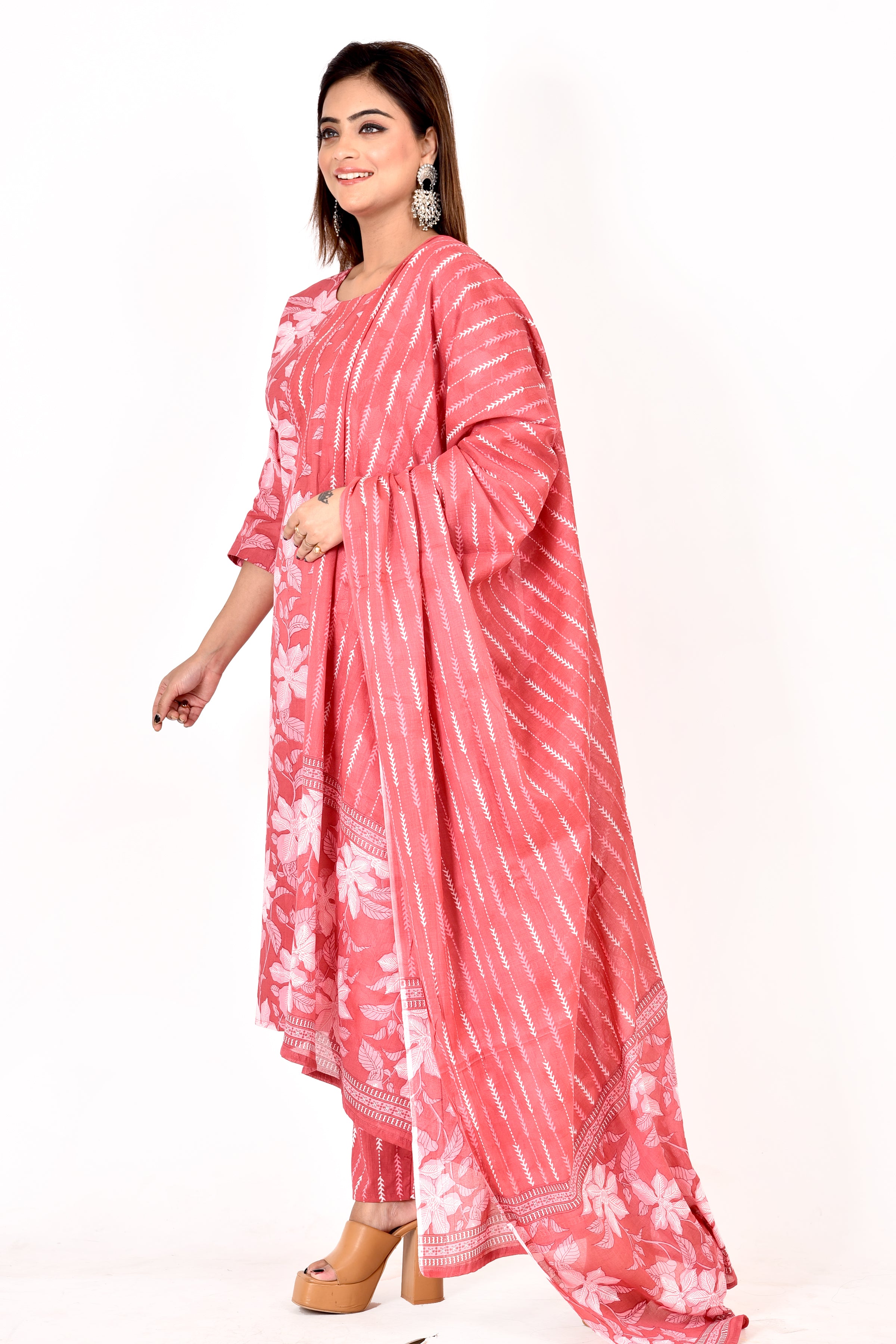 Pink Floral Print  Kurta With Pant & Dupatta