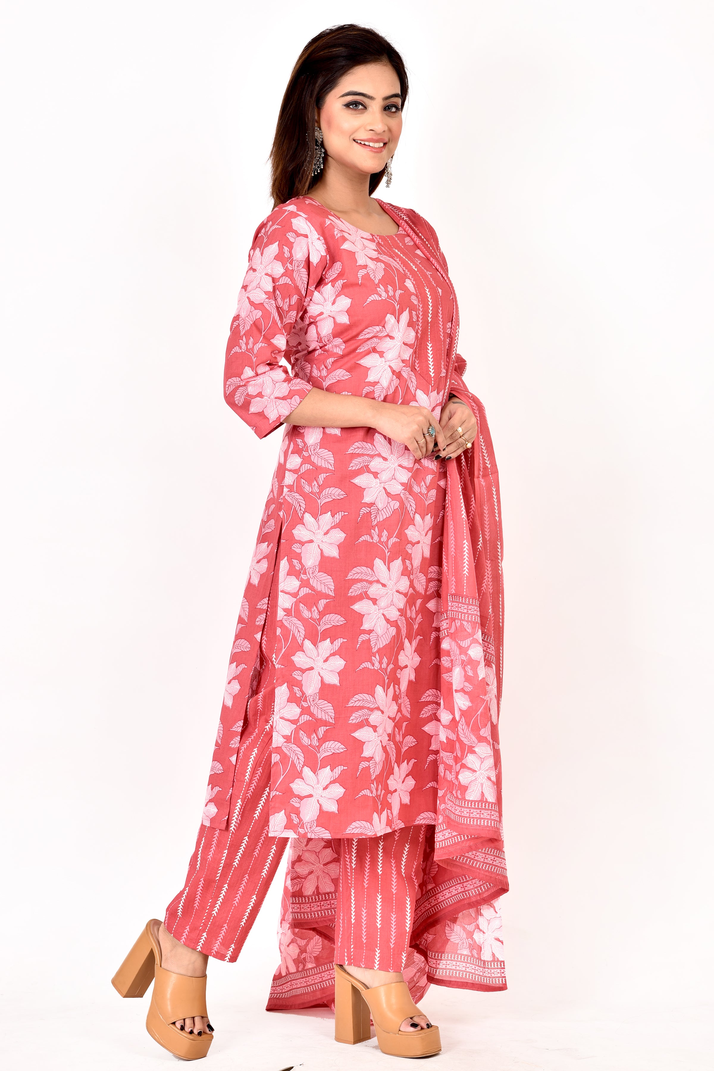 Pink Floral Print  Kurta With Pant & Dupatta