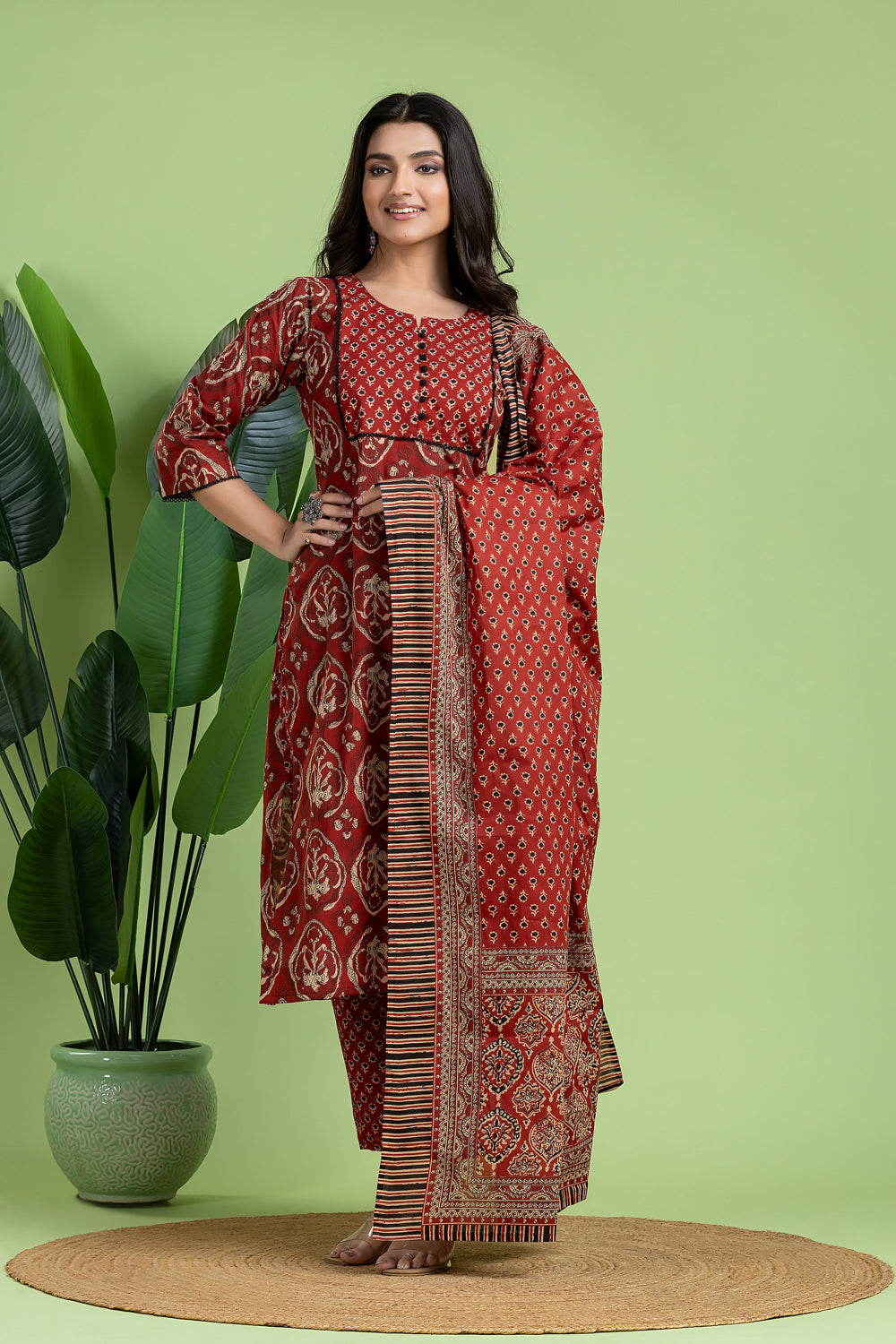 Maroon & Black Floral Print Kurta With Pant & Dupatta