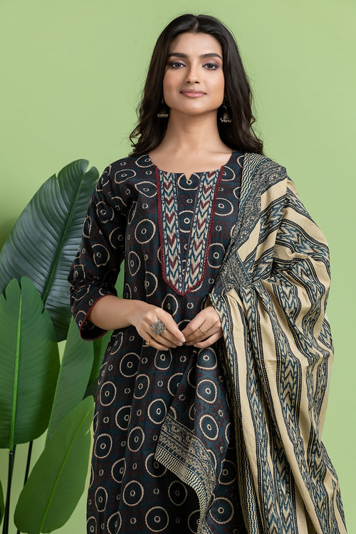 Blue Floral Print Kurta With Pant & Dupatta