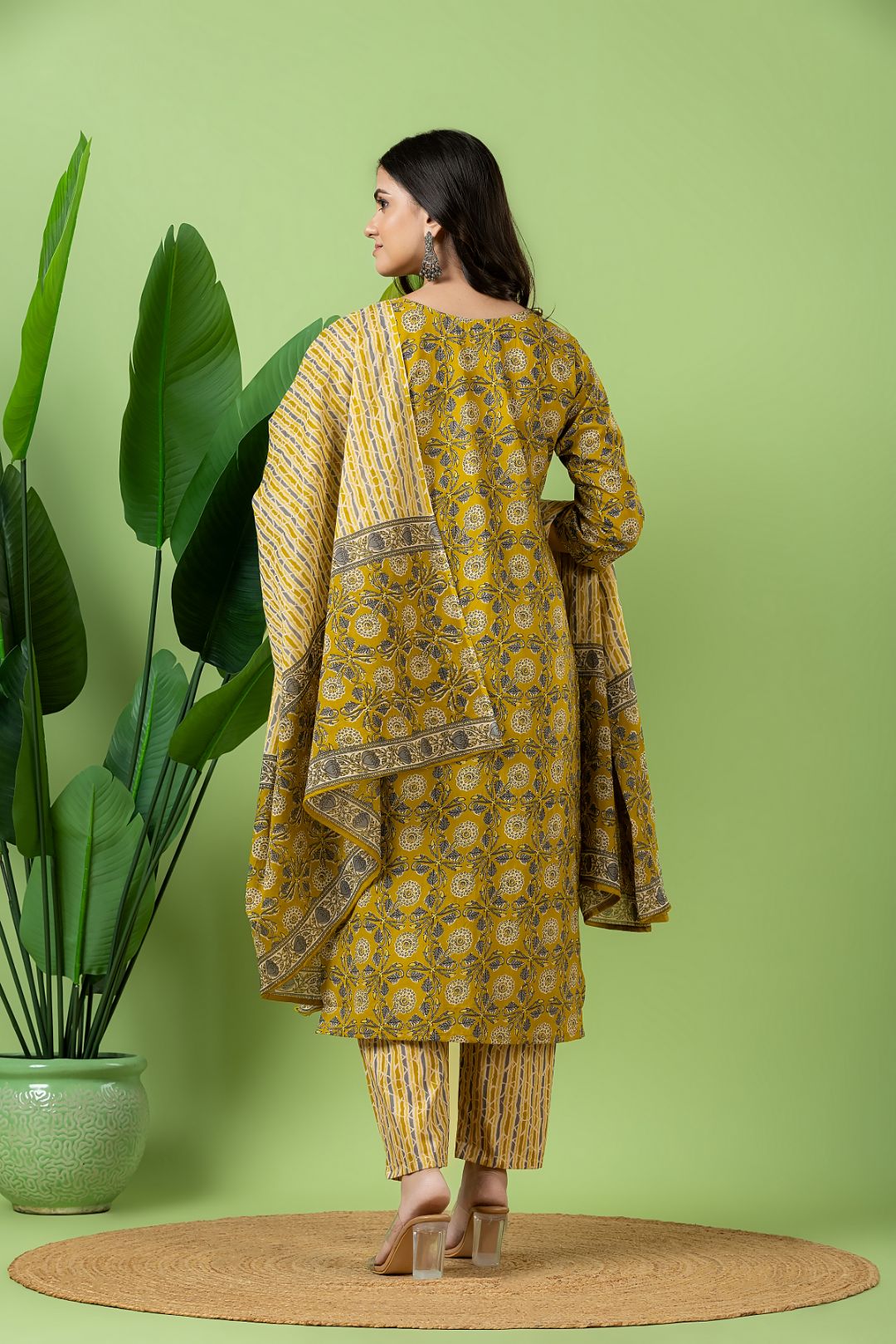 Yellow & Grey Floral Print Kurta With Pant & Dupatta