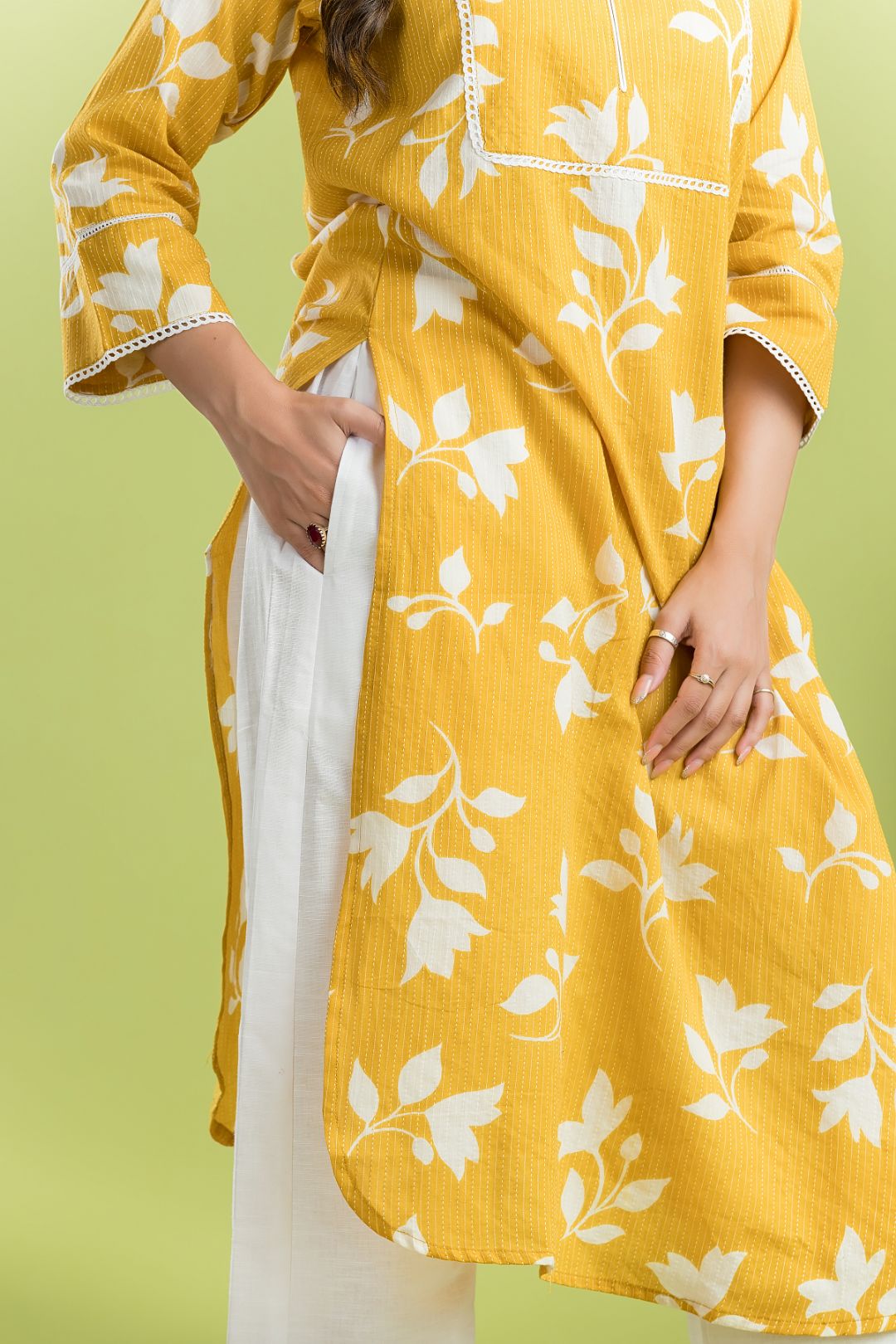 STRAIGHT PANT - WHITE