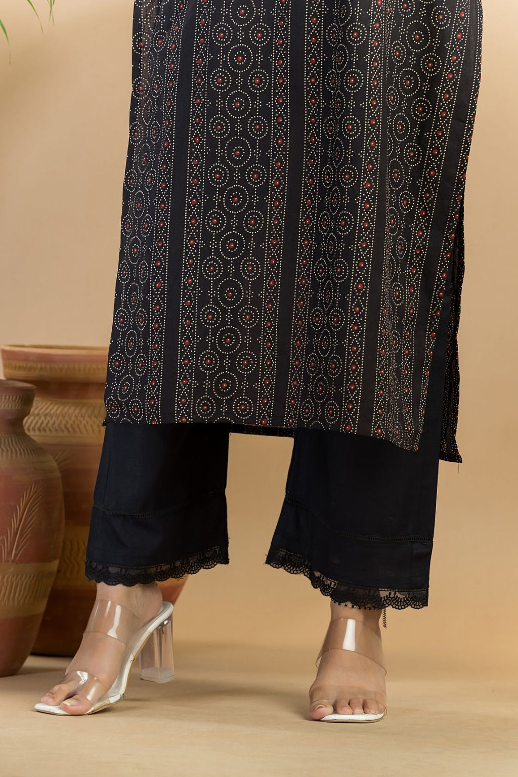 STRAIGHT PANT - BLACK