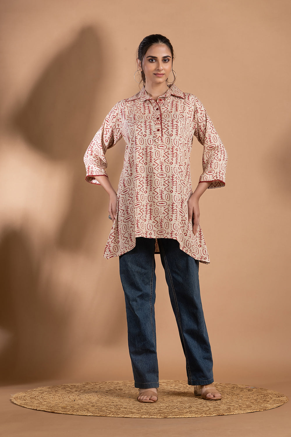 Beige & Red Geometric Print Short Kurta
