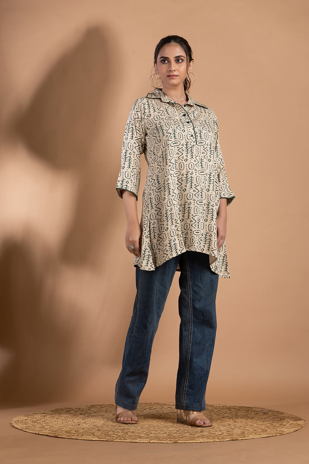 Beige & Green Geometric Print Short Kurta